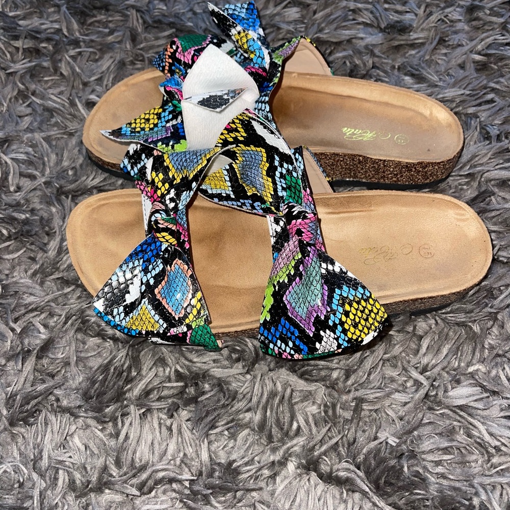 Sandal & Handbag Set - Picture 5 of 7